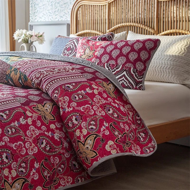 Boho Floral Reversible Bedspread Coverlet Set Soft Patchwork Bedding for All Seasons Farmhouse Garden Theme - Tropical Treasures LTD