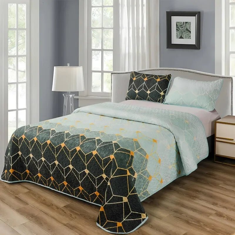 King Size Bedspread Set with Pillowcases Soft Breathable Flower Pattern Bedding for All Seasons Modern Style Quilted Microfiber - Tropical Treasures LTD